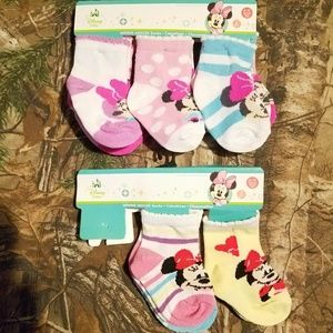 New 6-12mon Minnie Socks